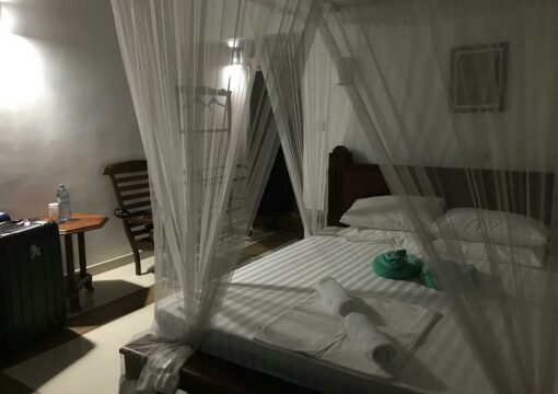 7 Deluxe Double Rooms