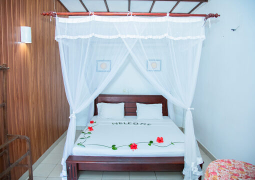 7 Deluxe Double Rooms